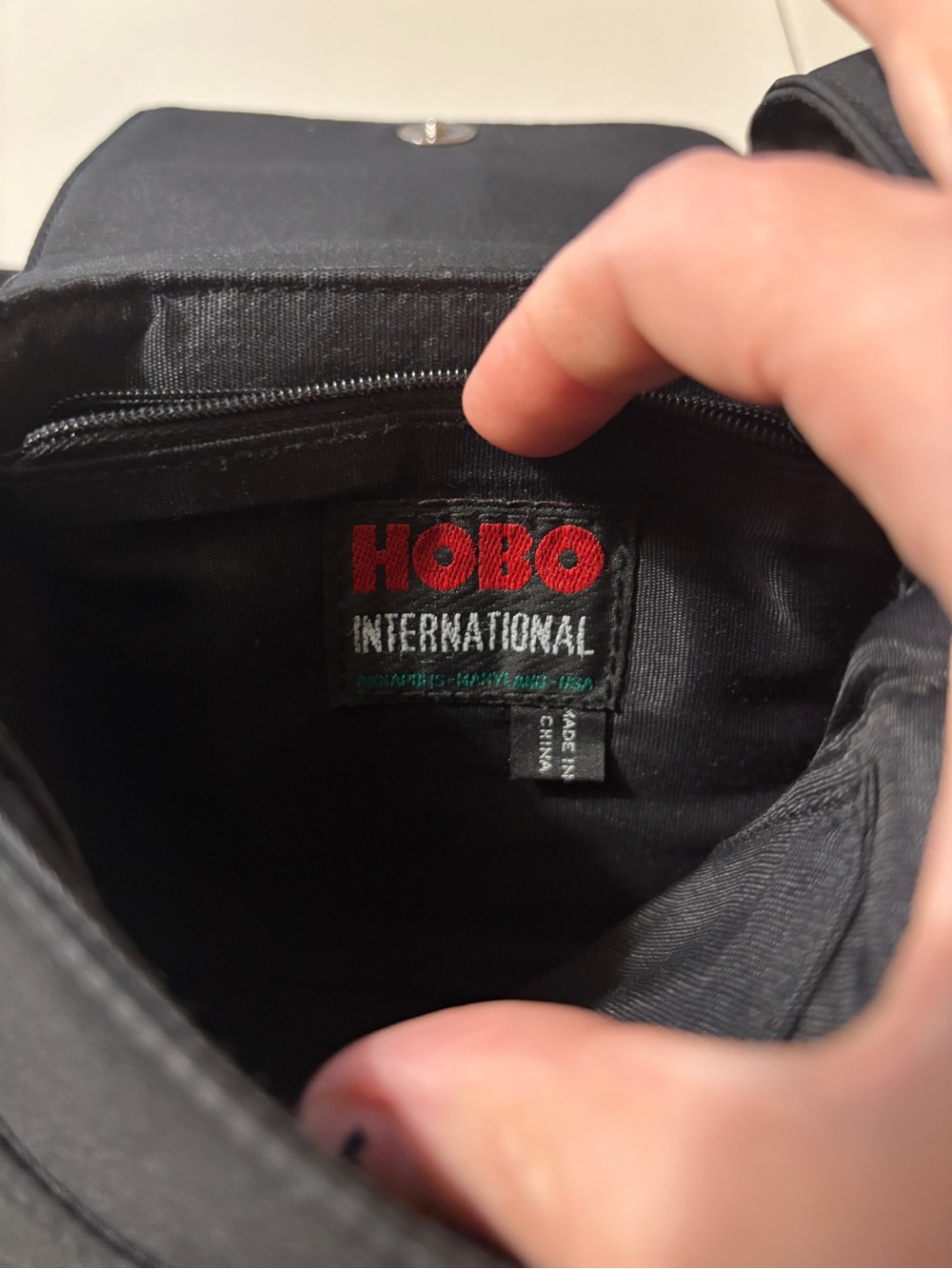 HOBO Black Compact Crossbody Bag Nylon Medium Organizer 90s Minimalist Travel - Picture 11 of 16